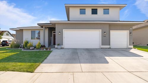 7001 W 32nd Ave, Kennewick, WA, 99338-2727 | Card Image
