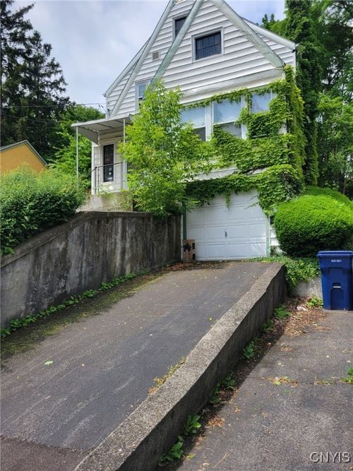 2204 S Geddes St, Syracuse, NY, 13207-1536 | Card Image
