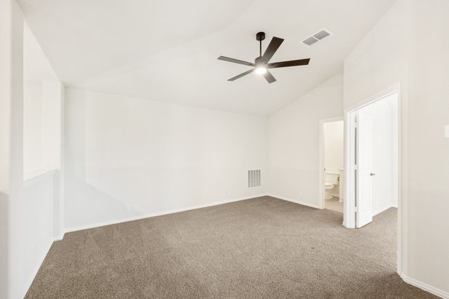 11916 Serval St, House other with 4 bedrooms, 3 bathrooms and null parking in Godley TX | Image 20