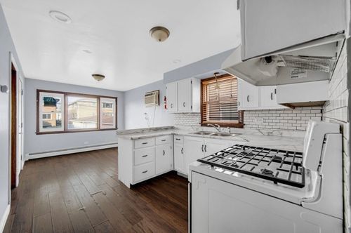 412 Prairie Ave, Calumet City, IL, 60409-2146 | Card Image