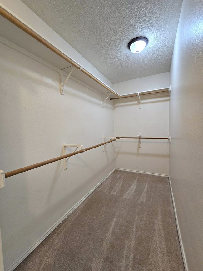 Primary Closet 2 | Image 22