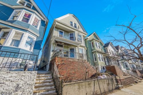 435 N 2nd St, East Newark, NJ, 07029-2835 | Card Image
