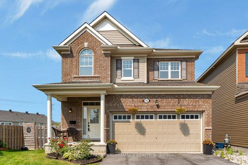 16 Sweetbay Cir, Ottawa, ON, K2S0W8 | Card Image