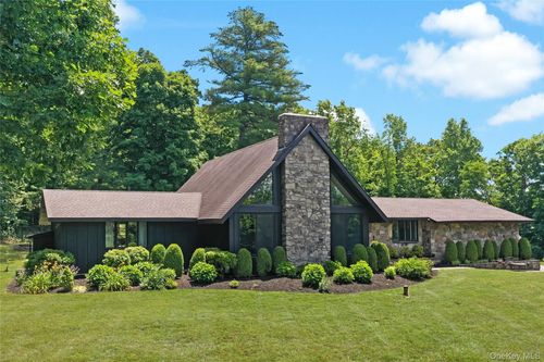 475 N Riverside Rd, Highland, NY, 12528-2622 | Card Image