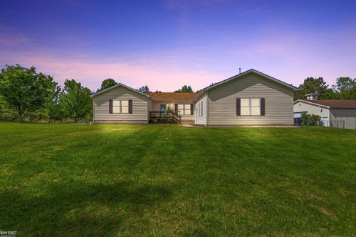 2445 E Lake Rd, Clio, MI, 48420-2604 | Card Image