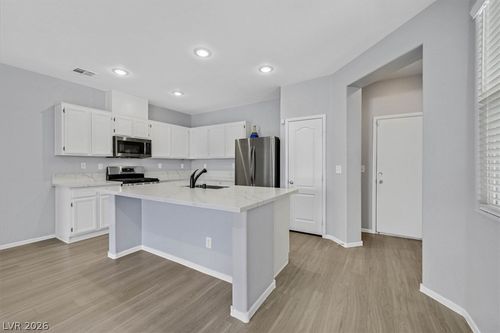 2-26 Lone Cove Ct, Henderson, NV, 89012-5957 | Card Image