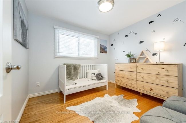 18 Crestwood Dr, House other with 3 bedrooms, 2 bathrooms and 4 parking in Cambridge ON | Image 24