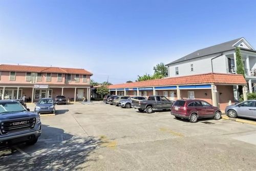 2-5555 Canal Blvd, New Orleans, LA, 70124-2736 | Card Image