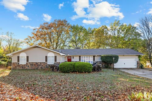 802 Spencer Drive, Neosho, MO, 64850 | Card Image