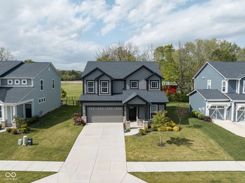 5240 Veranda Dr, Noblesville, IN, 46062-7425 | Card Image
