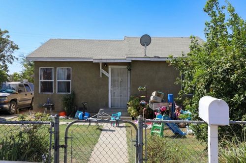 1809 Lucky Street, Bakersfield, CA, 93307 | Card Image