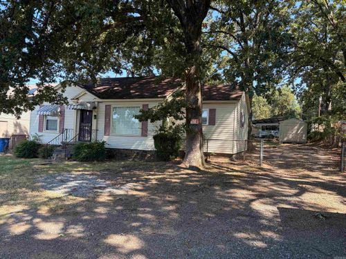 1919 Parkway Dr, North Little Rock, AR, 72118-4348 | Card Image