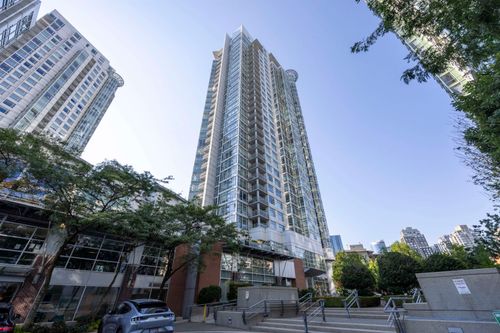 2907-198 Aquarius Mews, Vancouver, BC, V6Z2Y4 | Card Image