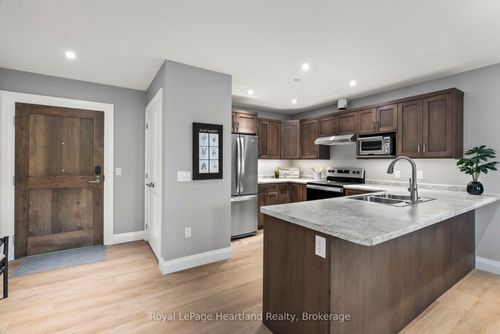 408-187 Victoria St W, Wingham, ON, N0G2W0 | Card Image
