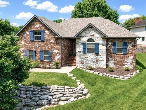 2481 W Chatsworth Ct, Springfield, MO, 65810-2179 | Card Image