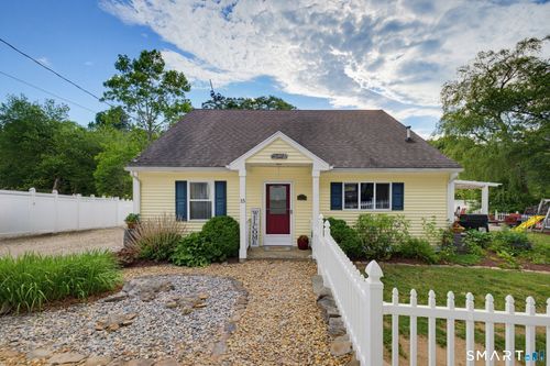 15 E Shore Dr, Colchester, CT, 06415-5231 | Card Image