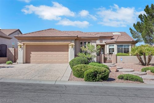 2025 Wildwood Lake St, Henderson, NV, 89052-8527 | Card Image