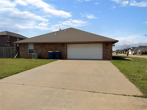 1707 W 21st Ave, Stillwater, OK, 74074-6885 | Card Image