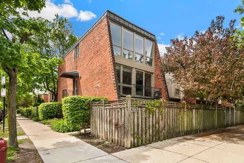 a2-601 W Dickens Ave, Chicago, IL, 60614-4401 | Card Image