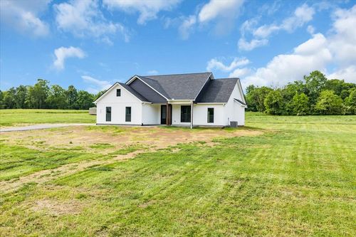 749 Edd Ramsey Rd, McMinnville, TN, 37110-5000 | Card Image