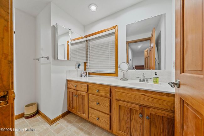 171 Cedar Point Rd, House other with 2 bedrooms, 2 bathrooms and null parking in Bee Spring KY | Image 17
