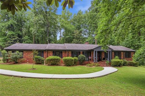 635 Wisteria Dr Sw, Marietta, GA, 30064-3345 | Card Image