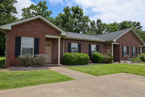 755 Sivley Rd, Hopkinsville, KY, 42240-7915 | Card Image