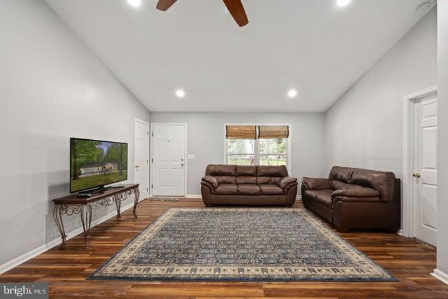 238 David Rd, House other with 3 bedrooms, 2 bathrooms and null parking in MINERAL VA | Image 16