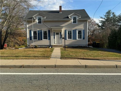 121 Farnum Pike Pike, Smithfield, RI, 02917 | Card Image