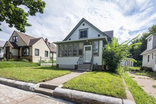 978 Geranium Ave E, Saint Paul, MN, 55106-2637 | Card Image