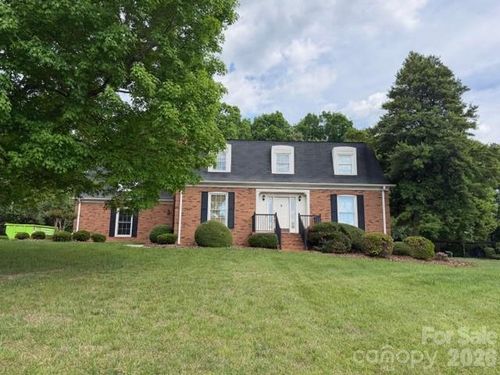 1220 Pineview St, Albemarle, NC, 28001-3047 | Card Image