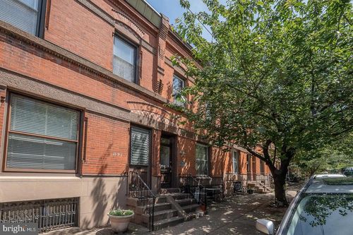 869 N 25th St, PHILADELPHIA, PA, 19130-1833 | Card Image