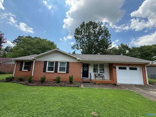 367 College Park Ct Nw, Huntsville, AL, 35805-2629 | Card Image