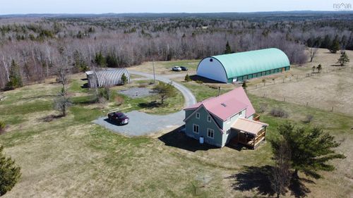 1389 S Rawdon Rd, Mount Uniacke, NS, B0N1Z0 | Card Image