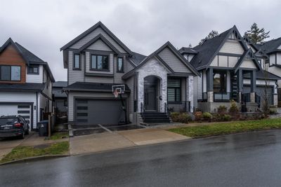 12711 104a Ave, House other with 8 bedrooms, 6 bathrooms and 4 parking in Surrey BC | Image 1