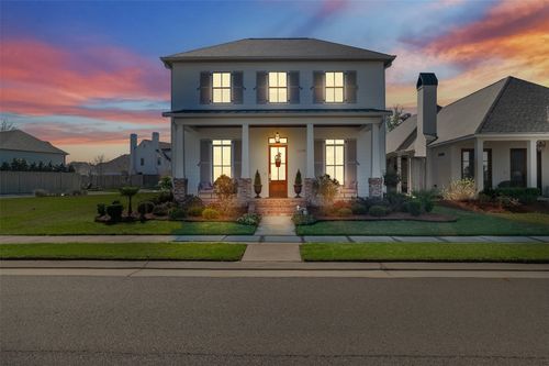 2204 Fairwoods Dr, Shreveport, LA, 71106-8576 | Card Image