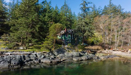 5066 Sherman Lane, Halfmoon Bay, BC, V7Z1G6 | Card Image