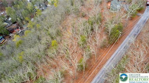 8 Clubhouse Drive E, Middle Smithfield Twp, PA, 18302 | Card Image