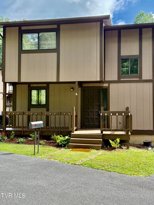 d-24204 Woodridge Cir, Bristol, VA, 24202-5300 | Card Image