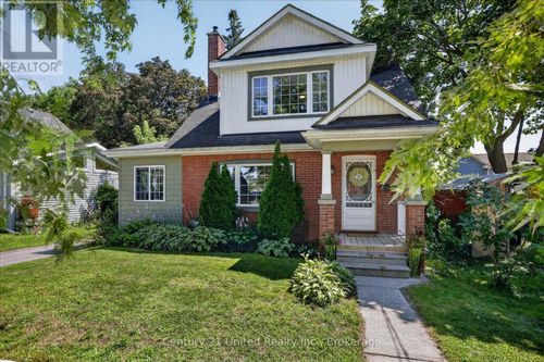115 Douro St, Peterborough, ON, K9H1H5 | Card Image