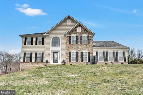 1134 S Sanatoga Rd, POTTSTOWN, PA, 19465-8166 | Card Image