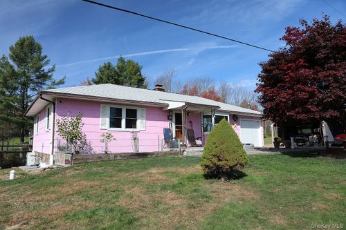 31 Erlemann Rd, Jeffersonville, NY, 12748-5403 | Card Image