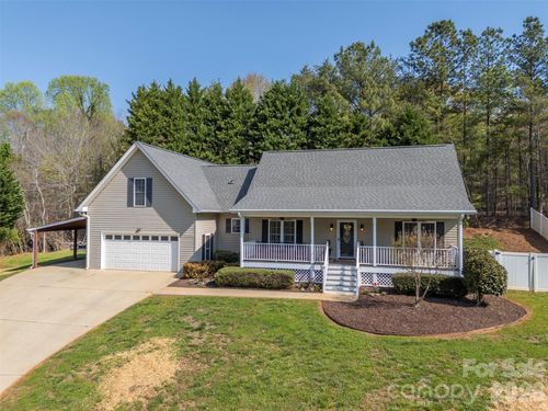150 Marys Ln, Rutherfordton, NC, 28139-3200 | Card Image