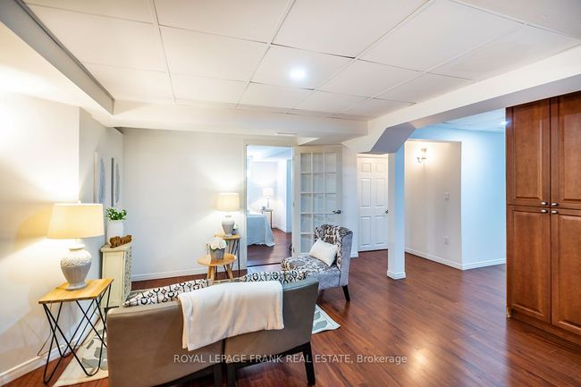 1533 Clearbrook Dr, House other with 5 bedrooms, 4 bathrooms and 2 parking in Oshawa ON | Image 37