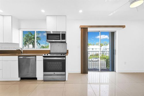 apt-10-1409 Euclid Ave, Miami Beach, FL, 33139-3902 | Card Image