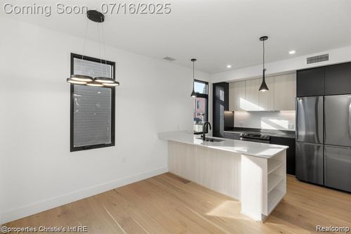 unit-20-1642 Bagley St, Detroit, MI, 48216-2067 | Card Image