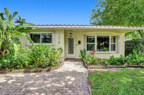 1516 Scott St, Hollywood, FL, 33020-2567 | Card Image