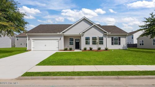 272 Lake Tyler Dr, New Bern, NC, 28560-9559 | Card Image