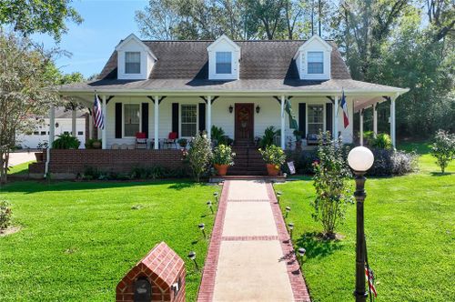 220 Lake Oaks Blvd, Coldspring, TX, 77331-4522 | Card Image