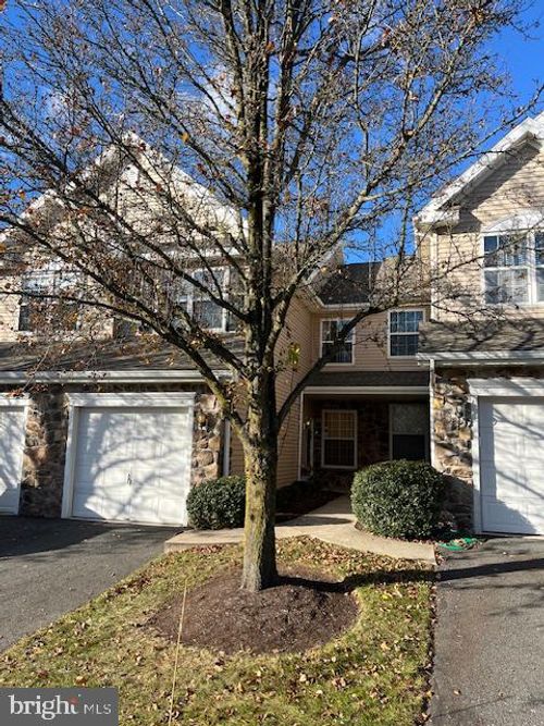 106 Country Ln, MORGANTOWN, PA, 19543-8812 | Card Image